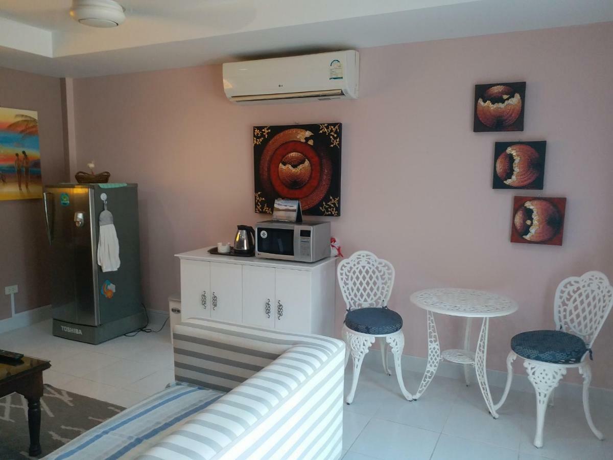 Residence Chez Nous Phuket Rawai Dış mekan fotoğraf